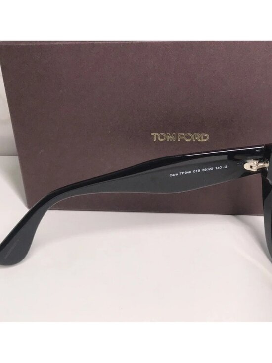 NEW Authentic Tom Ford Black Cat-Eye Sunglasses TF940 01B main image 6